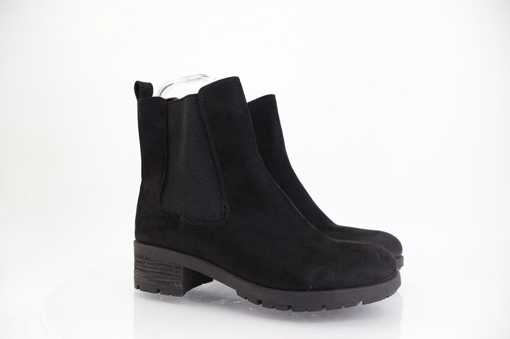 Born BOC Womens Chelsea Boot Size 11 Black Block Heel Bootie Lug Sole Comfy
